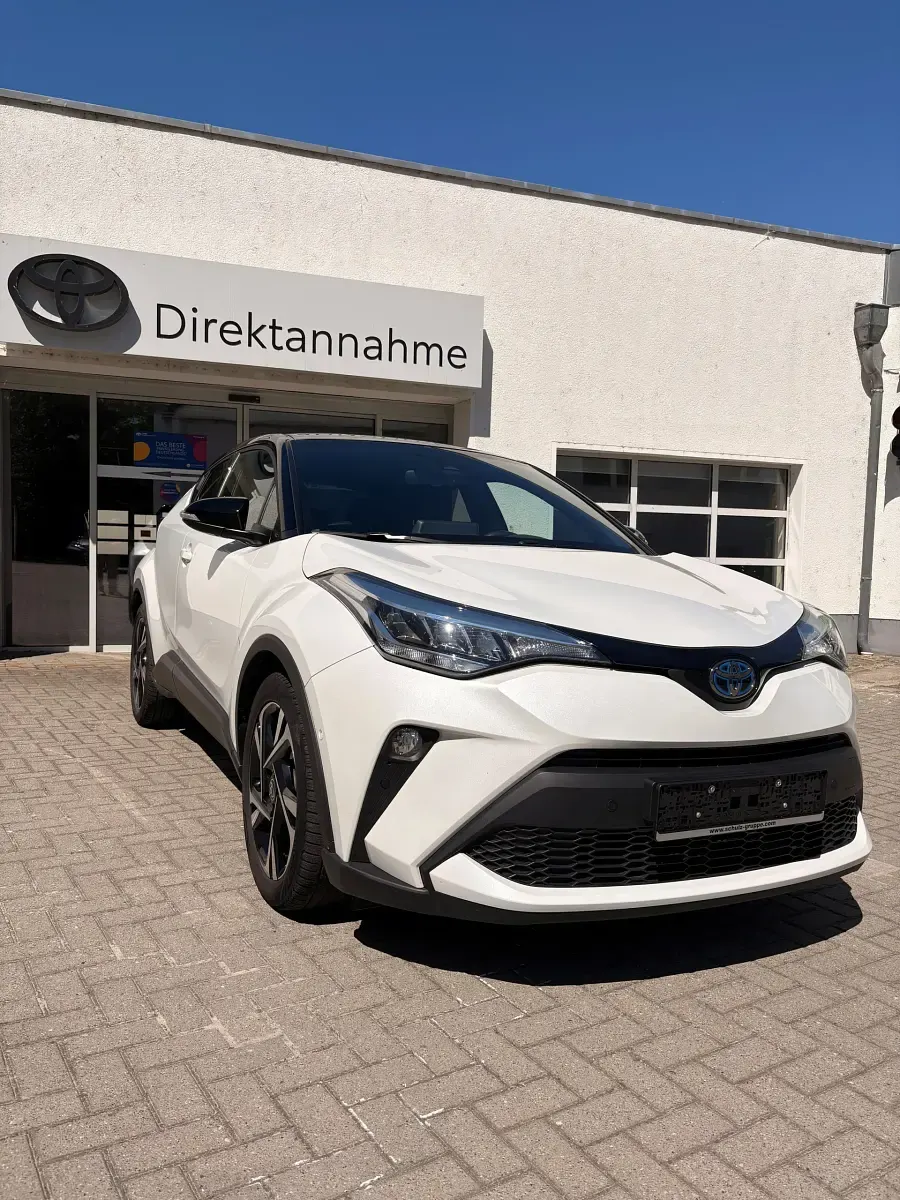 Gebraucht Toyota C-HR Team 184 PS (135 kW) 2022 Weiß SUV
