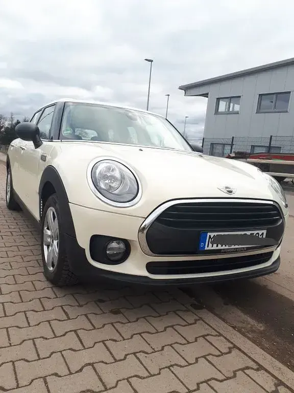 Gebraucht Mini Cooper D Clubman 116 PS (85 kW) 2017 Weiß Kombi