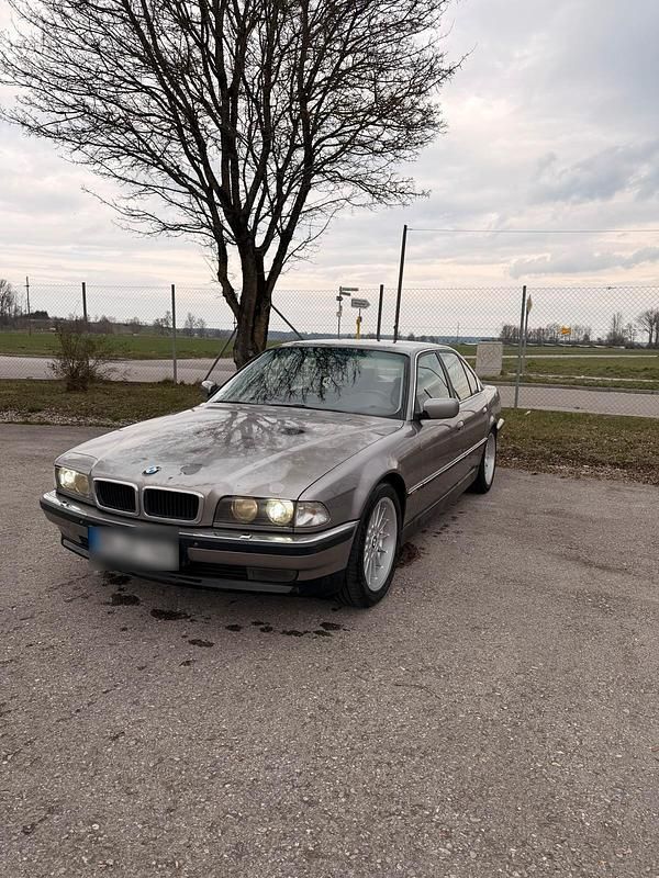 Gebraucht BMW 728 193 PS (141 kW) 1997 Limousine