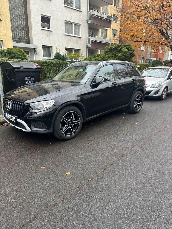 Gebraucht Mercedes GLC220 170 PS (125 kW) 2015 Schwarz SUV