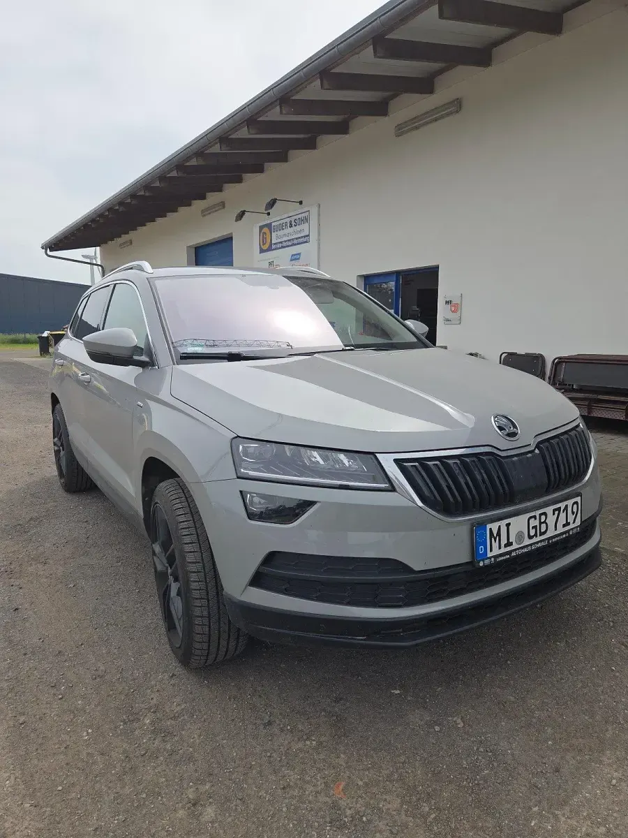 Gebraucht Skoda Karoq Clever 150 PS (110 kW) 2021 Grau SUV