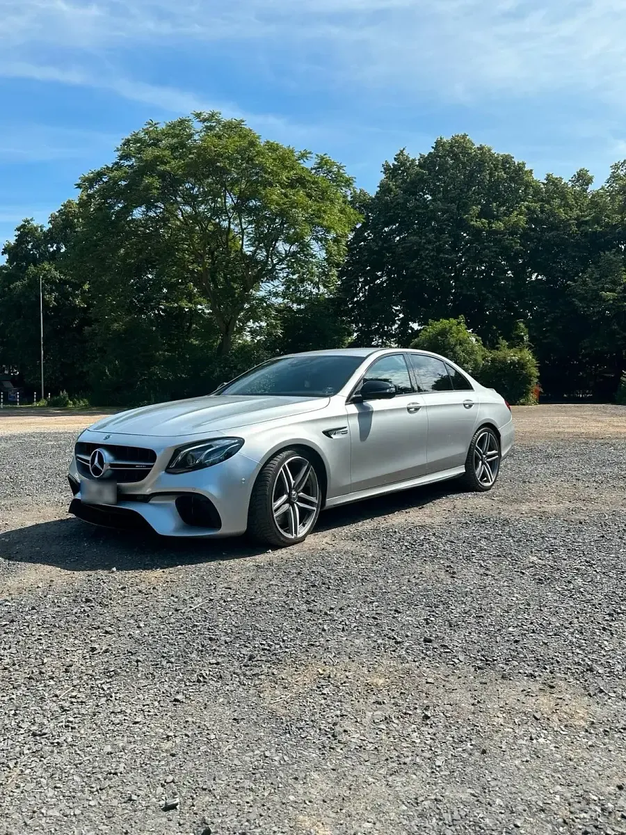 Gebraucht Mercedes E63S AMG AMG 612 PS (450 kW) 2017 Silber Limousine