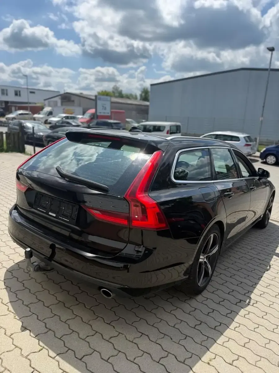 Gebraucht Volvo V90 190 PS (139 kW) 2017 Schwarz Kombi