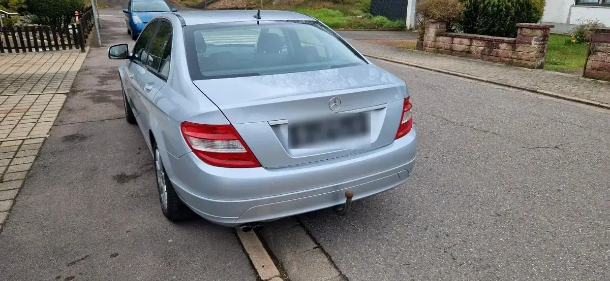Gebraucht Mercedes C180 156 PS (114 kW) 2007 Grau Limousine
