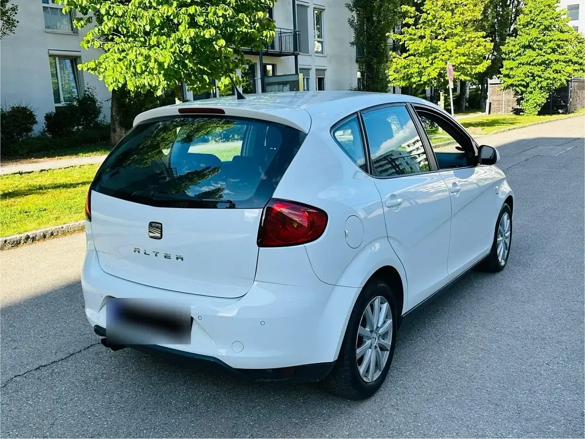 Gebraucht Seat Altea 160 PS (117 kW) 2012 Weiß Kombi
