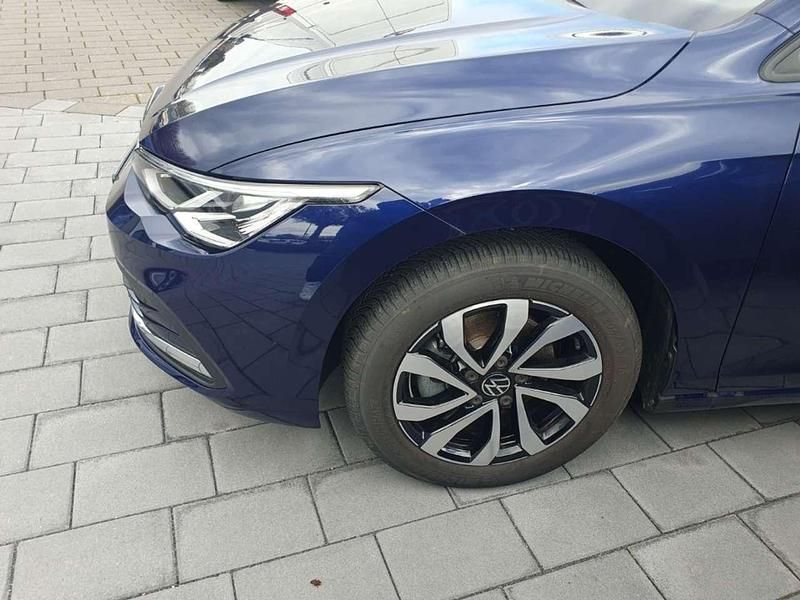 Gebraucht VW Golf VIII Active 116 PS (85 kW) 2022 Blau Limousine