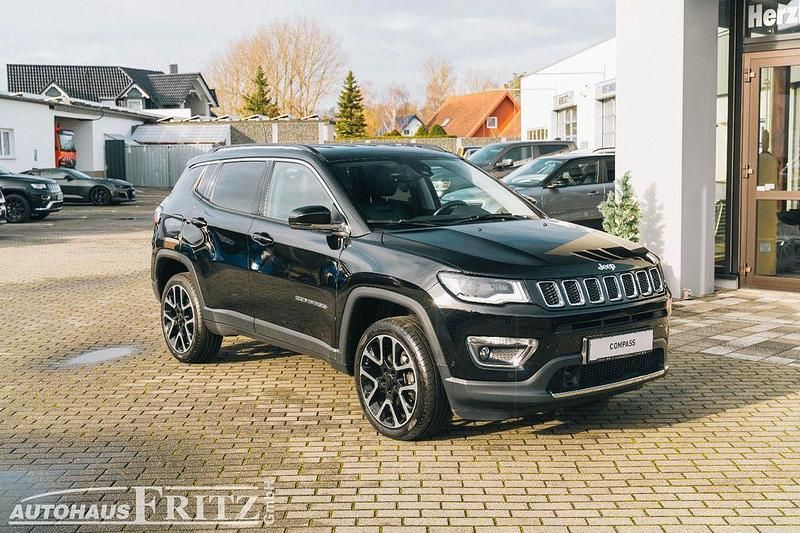 Schwarz Gebraucht 2018 Jeep Compass Limited SUV | 16.990 € (Fairer Preis) - Bild 1/4