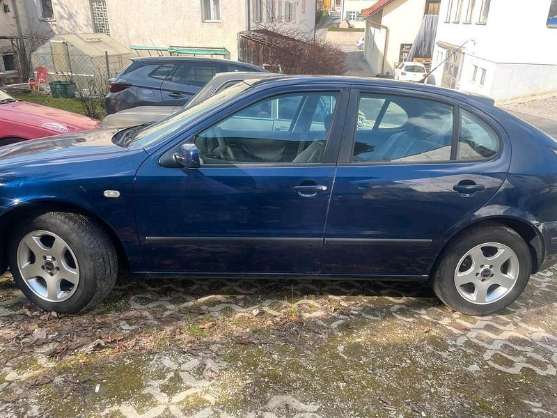 Gebraucht Seat Leon 75 PS (55 kW) 2000 Blau Kleinwagen