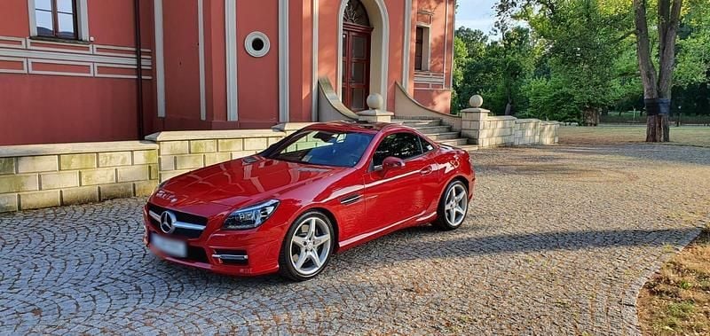Gebraucht Mercedes SLK200 184 PS (135 kW) 2014 Rot Cabrio