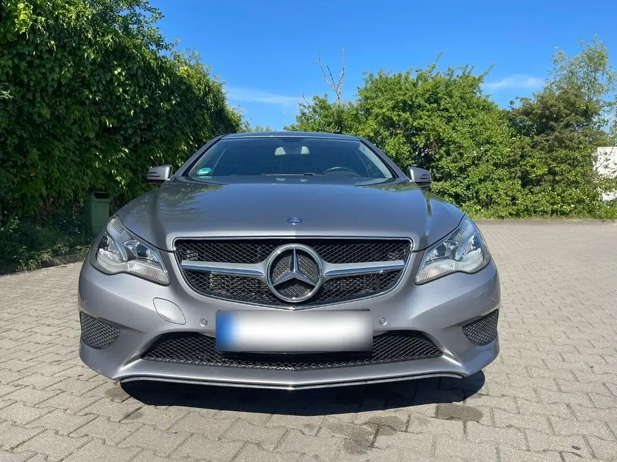 Gebraucht Mercedes E250 211 PS (155 kW) 2014 Grau Coupé