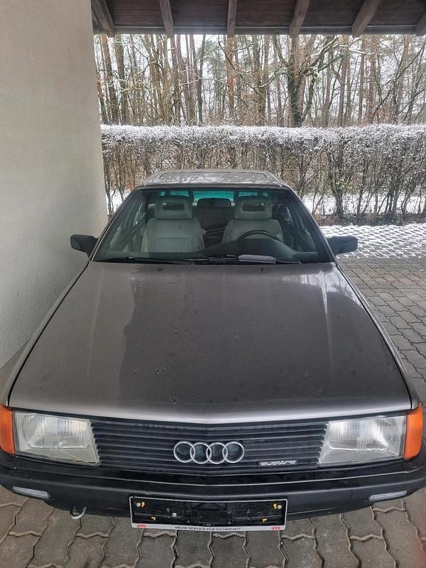 Gebraucht Audi Quattro 136 PS (100 kW) 1988 Grau Coupé