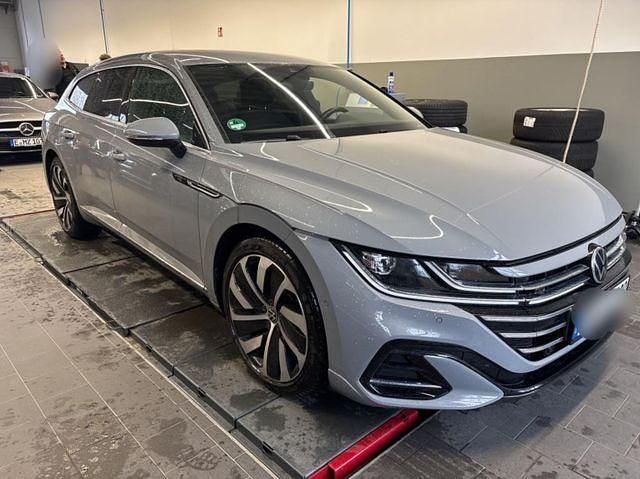 Gebraucht VW Arteon R-line 190 PS (139 kW) 2023 Außenfarbe: Kombi