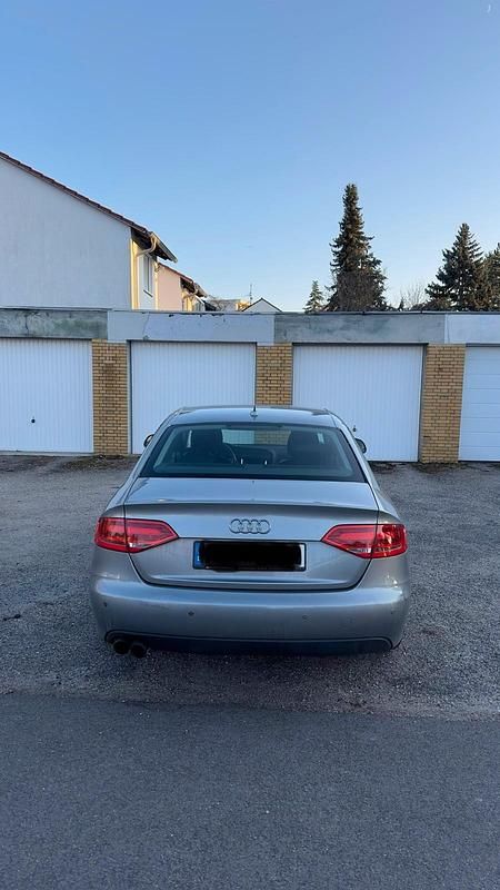 Gebraucht Audi A4 160 PS (117 kW) 2008 Grau Limousine
