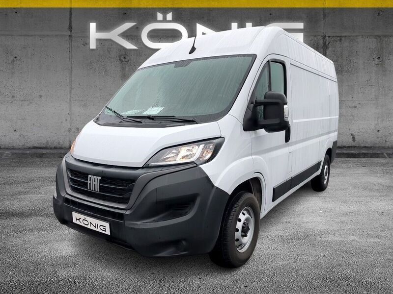 Weiß Gebraucht 2023 Fiat Ducato Van | 32.990 € (Fairer Preis) - Bild 1/4