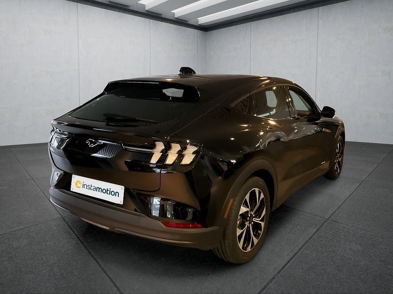 Neu Ford Mustang Mach-E 197 kW (268 PS) 2025 Schwarz SUV