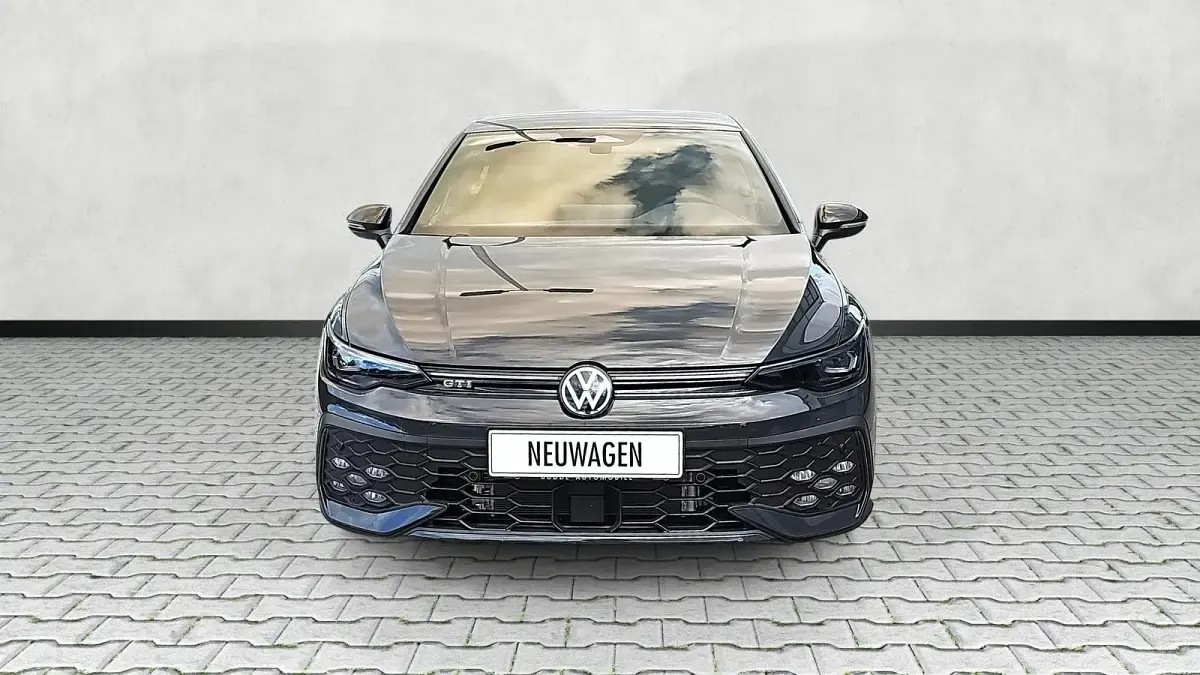 Neu VW Golf VIII GTI 265 PS (194 kW) 2026 Uranograu Limousine