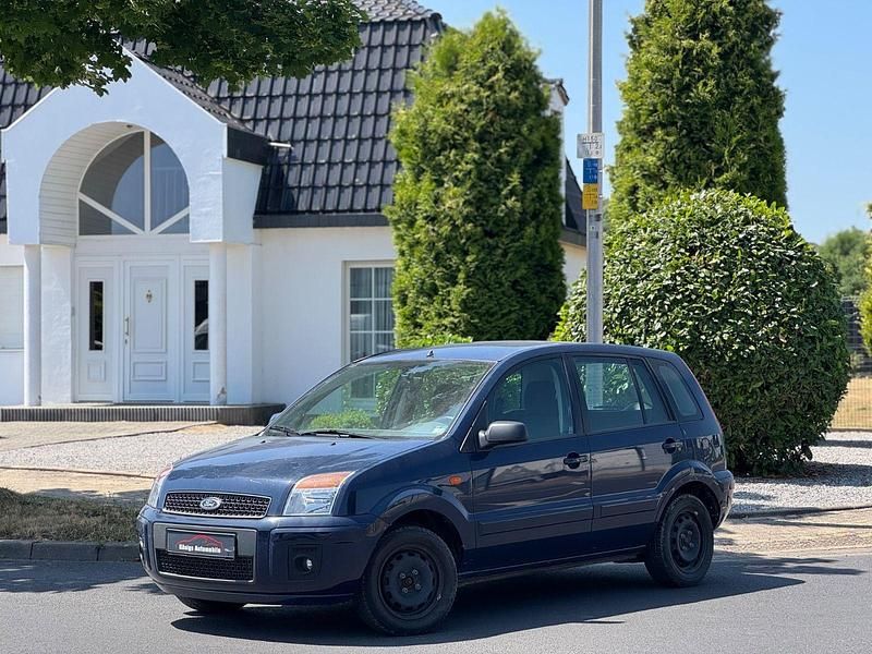 Blau Gebraucht 2011 Ford Fusion Trend Kombi | 4.490 € (Fairer Preis) - Bild 1/4