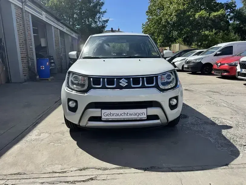 Gebraucht Suzuki Ignis Club 83 PS (61 kW) 2023 Pure white pearl metallic SUV