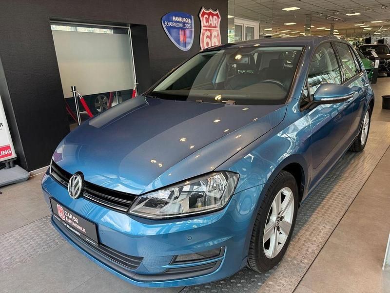 Blau Gebraucht 2015 VW Golf VII Limousine | 12.300 € (Fairer Preis) - Bild 1/4