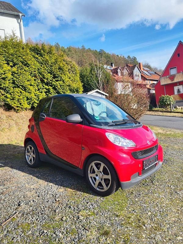 Gebraucht Smart ForTwo Coupé Pure 61 PS (44 kW) 2009 Rot Coupé