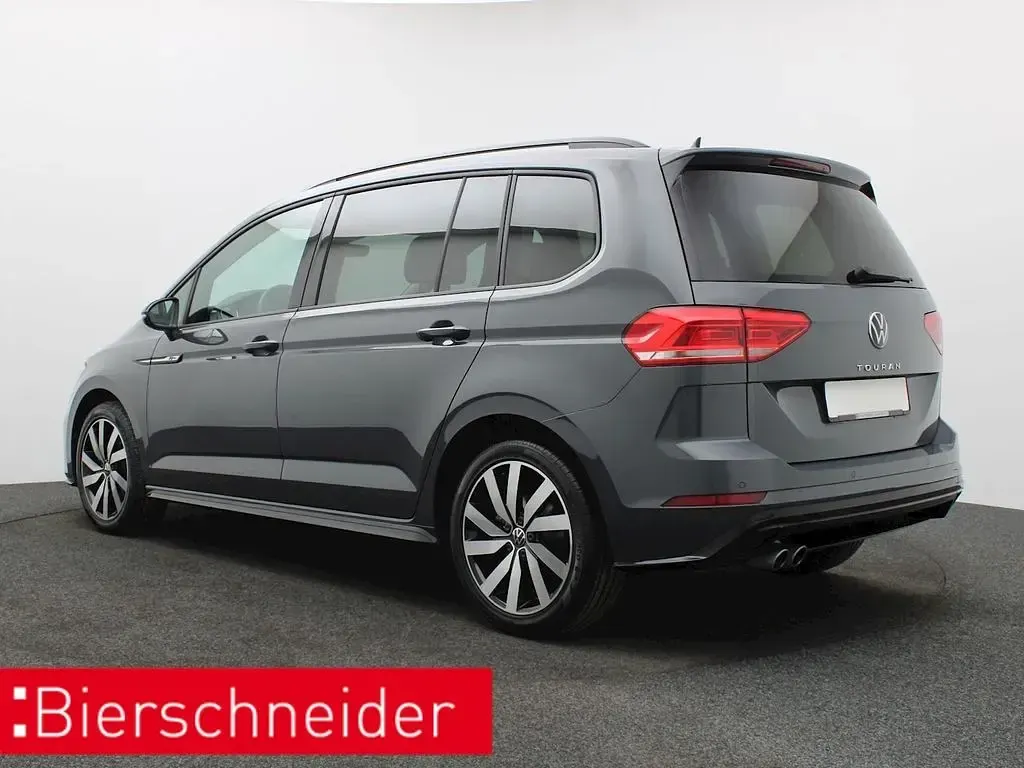 Gebraucht VW Touran Highline 150 PS (110 kW) 2024 Grau Van / Kleinbus