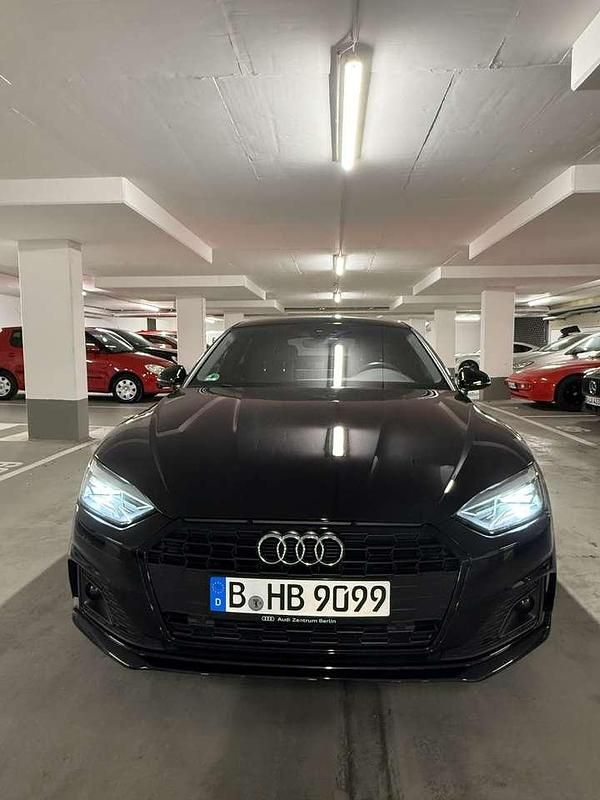 Schwarz Gebraucht 2021 Audi A5 Sportback Comfort Kleinwagen | 28.500 € (Guter Preis) - Bild 1/4