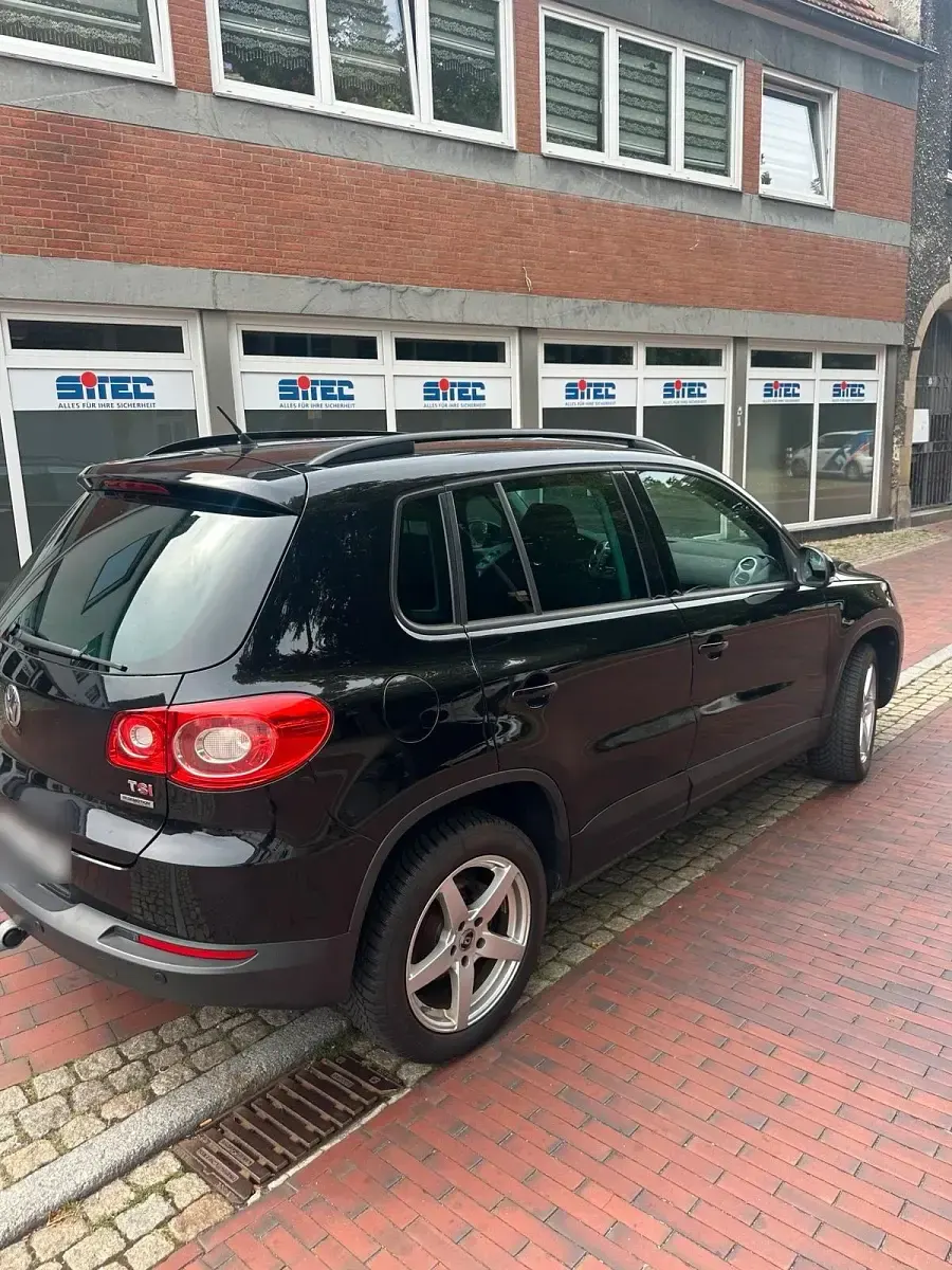 Gebraucht VW Tiguan 150 PS (110 kW) 2011 Schwarz SUV