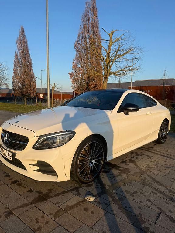 Gebraucht Mercedes C400 AMG 333 PS (244 kW) 2018 Weiß Coupé