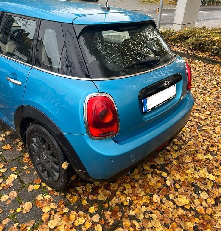 Gebraucht Mini Cooper D 116 PS (85 kW) 2016 Blau Kleinwagen