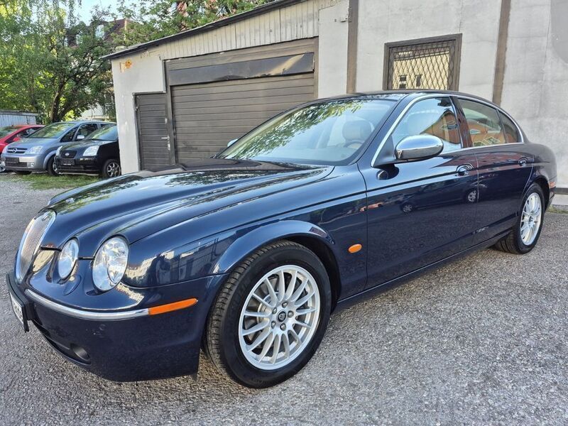 Blau Gebraucht 2006 Jaguar S-Type Executive Limousine | 8.999 € (Teuer) - Bild 1/4