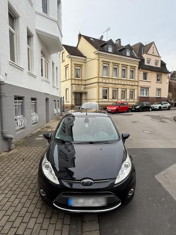 Schwarz Gebraucht 2012 Ford Fiesta Titanium Kleinwagen | 2.600 € (Superpreis) - Bild 1/4