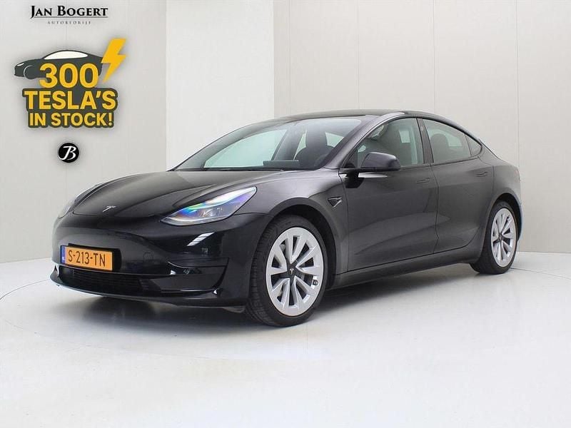Occasion Tesla Model 3 Standard Range 225 kW (306 ch) 2023 Noir Berline