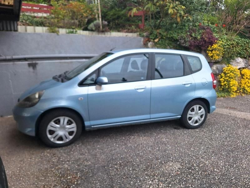 Gebraucht Honda Jazz 77 PS (56 kW) 2005 Blau Kleinwagen