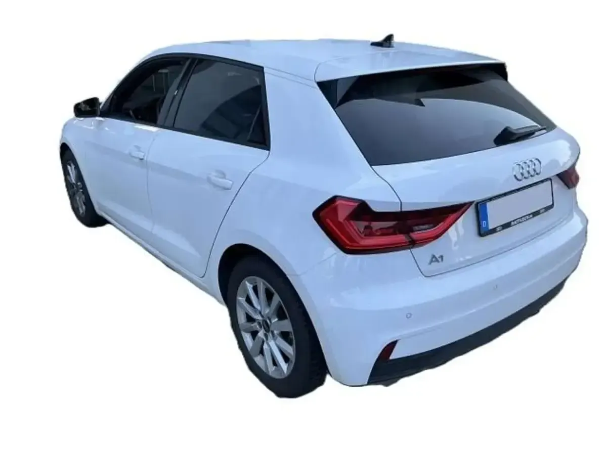 Gebraucht Audi A1 110 PS (80 kW) 2023 Cortinaweiß SUV