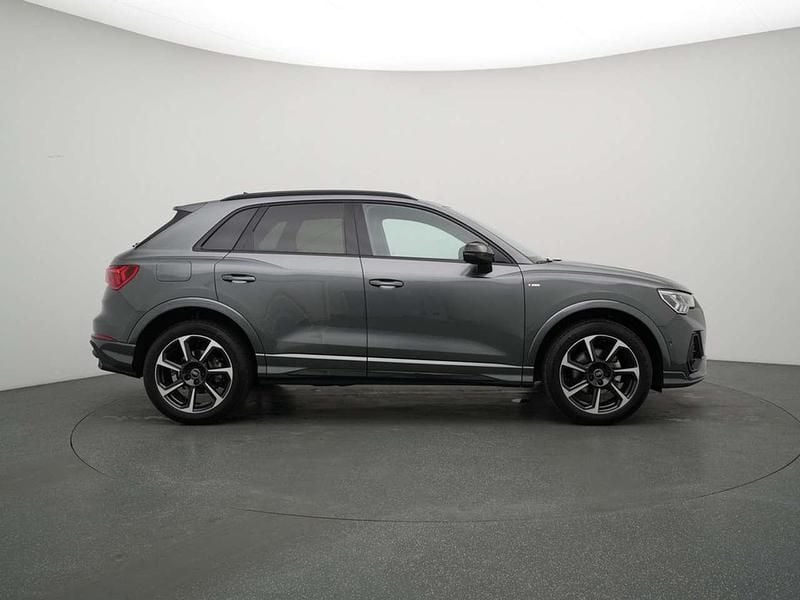 Gebraucht Audi Q3 S-Line 150 PS (110 kW) 2026 Daytonagrau perleffekt SUV