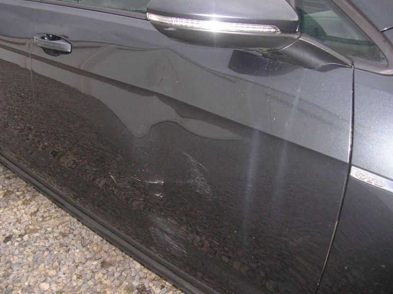 Gebraucht VW Golf VII GTD 184 PS (135 kW) 2015 Carbon steel grey metallic Kombi