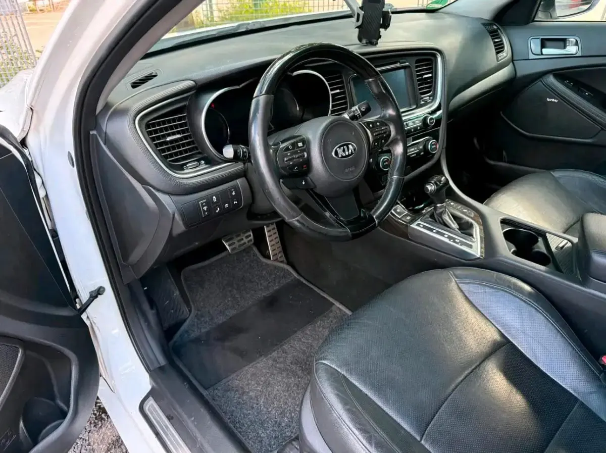Gebraucht Kia Optima 136 PS (100 kW) 2014 Weiß Limousine