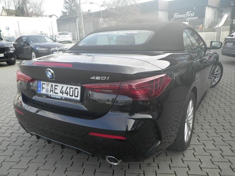 Gebraucht BMW 420 Performance 184 PS (135 kW) 2026 Black sapphire metallic Cabrio