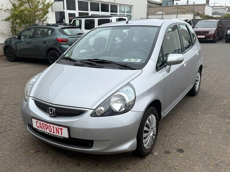 Silber Gebraucht 2005 Honda Jazz LS Kleinwagen | 4.950 € (Etwas zu teuer) - Bild 1/4