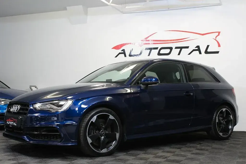 Gebraucht Audi S3 Sport 370 PS (272 kW) 2014 Blau Limousine