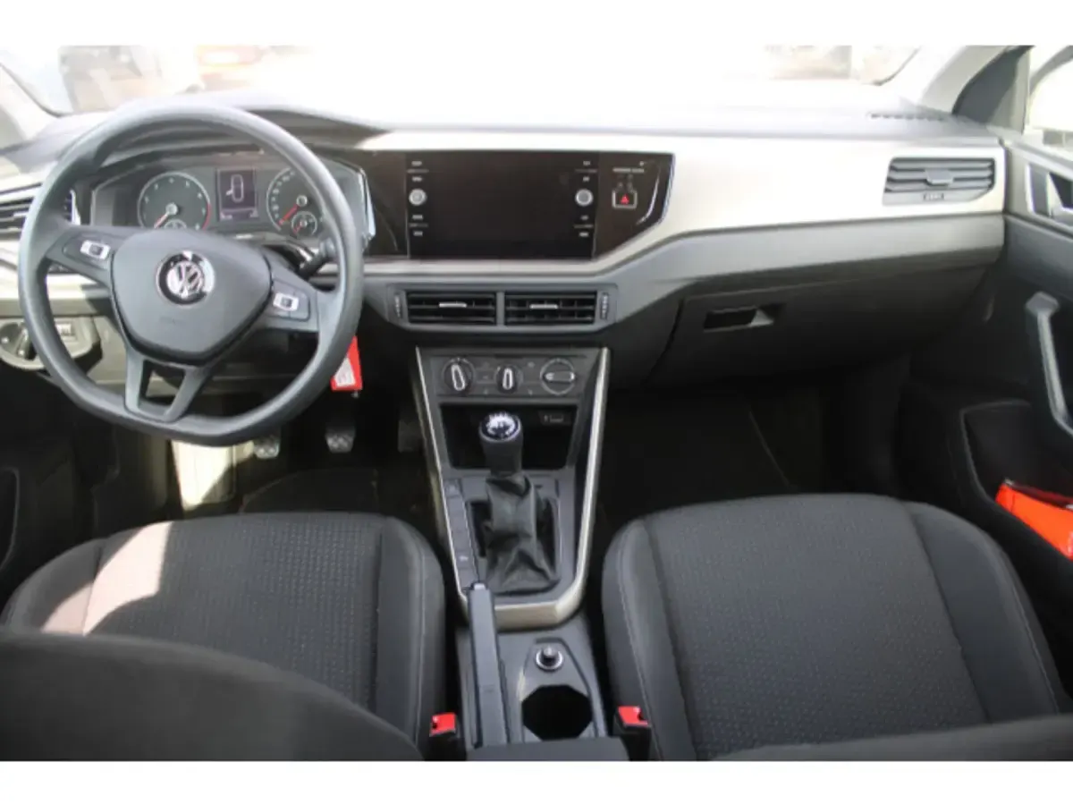 Gebraucht VW Polo Comfortline 95 PS (69 kW) 2020 Pure white Kleinwagen