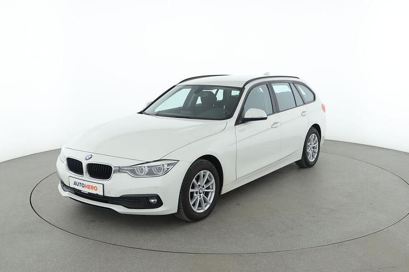 Weiß Gebraucht 2018 BMW 318 Advantage Kombi | 17.800 € (Guter Preis) - Bild 1/3