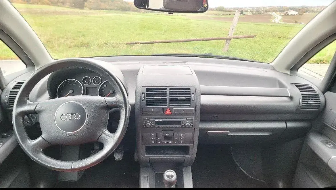 Gebraucht Audi A2 55 PS (40 kW) 2003 Rot Kleinwagen