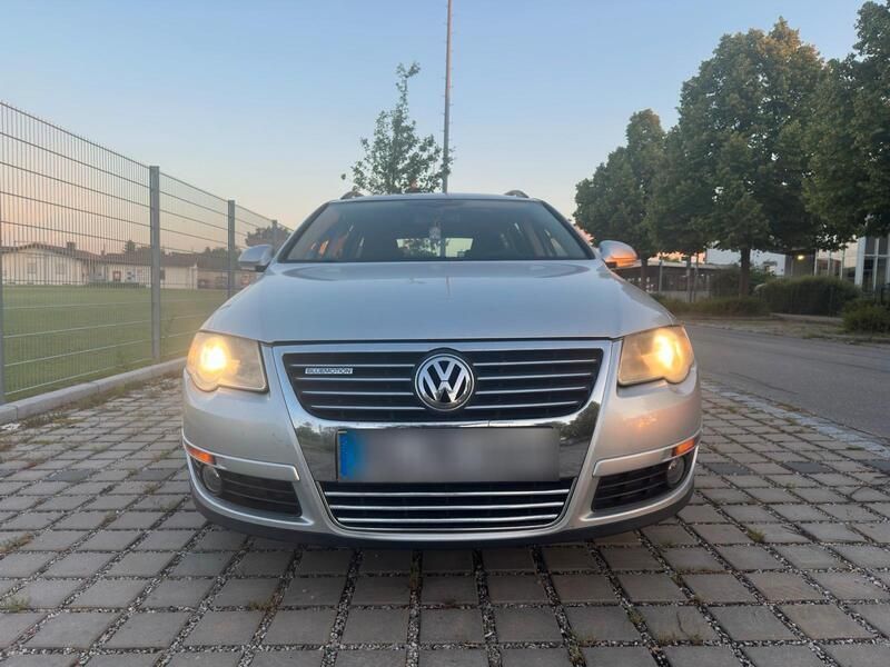Silber Gebraucht 2008 VW Passat Kombi | 1.799 € (Fairer Preis) - Bild 1/4