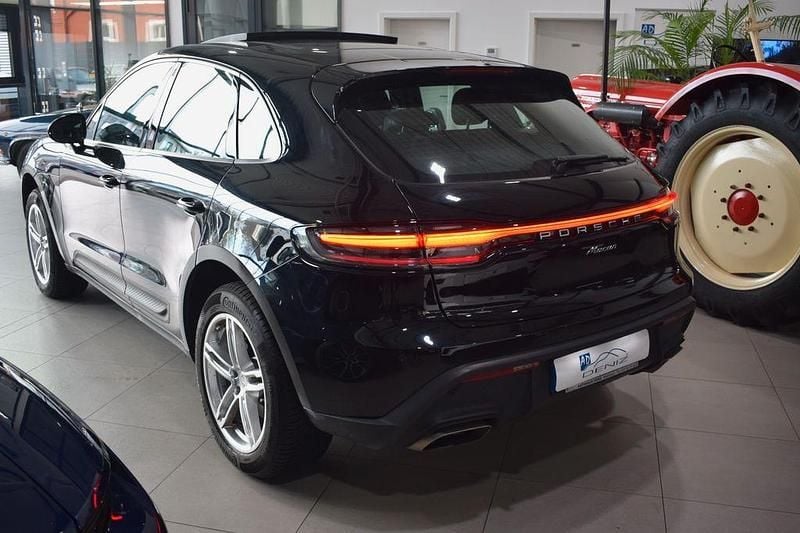 Gebraucht Porsche Macan 265 PS (194 kW) 2022 Schwarz SUV