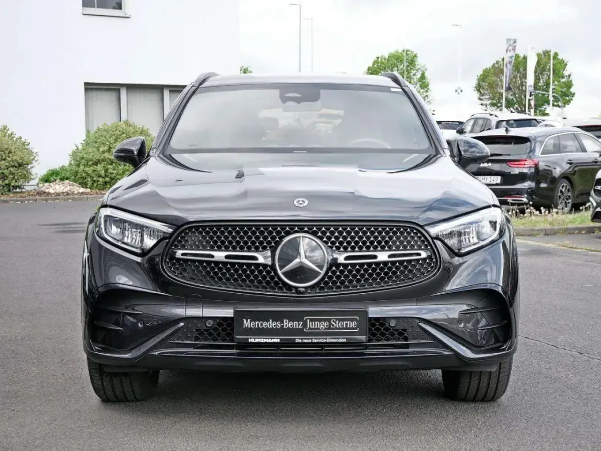 Second-hand Mercedes GLC220 AMG 197 CP (144 kW) 2023 Gri SUV