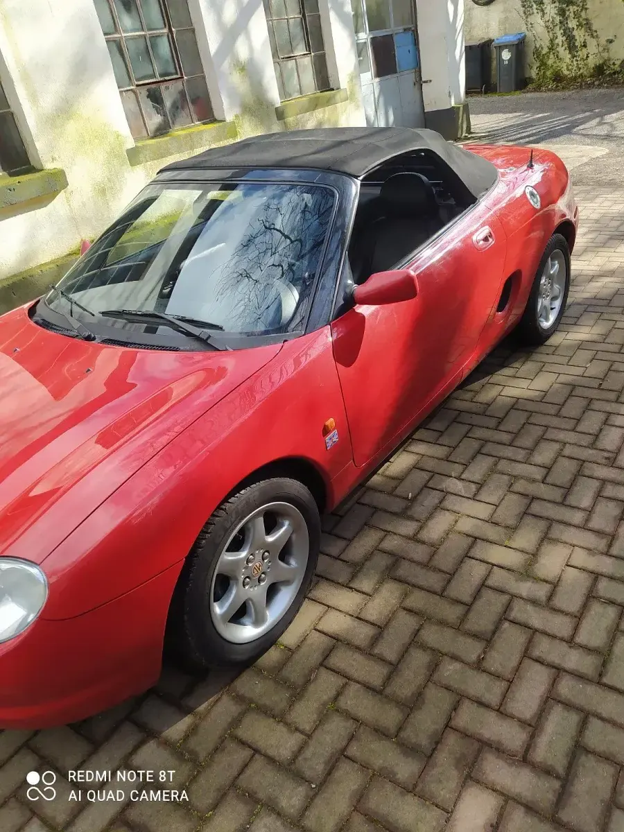 Gebraucht Rover MGF 120 PS (88 kW) 1997 Rot Cabrio