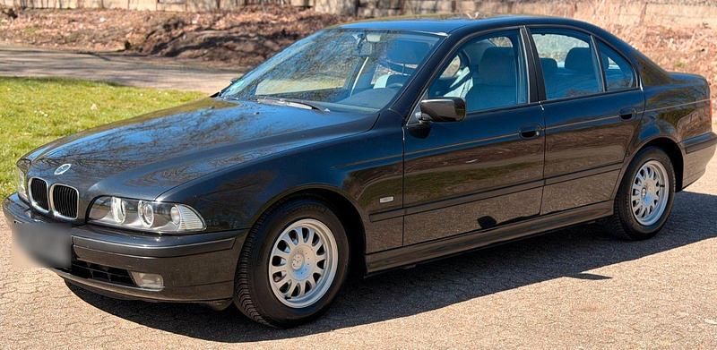 Gebraucht BMW 523 170 PS (125 kW) 1999 Schwarz Limousine