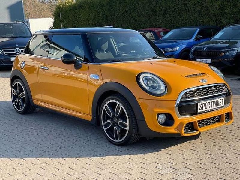 Gebraucht Mini Cooper 192 PS (141 kW) 2015 Orange Kleinwagen