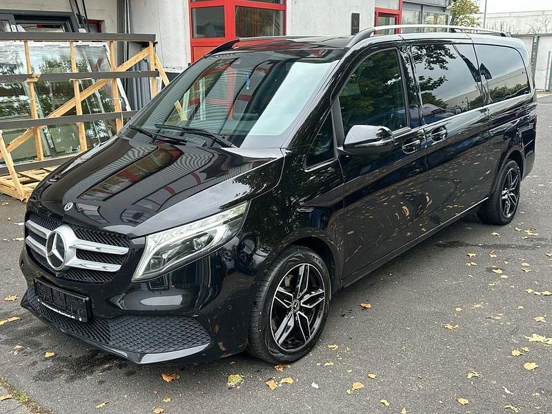 Gebraucht Mercedes V300 239 PS (175 kW) 2020 Schwarz Van / Kleinbus